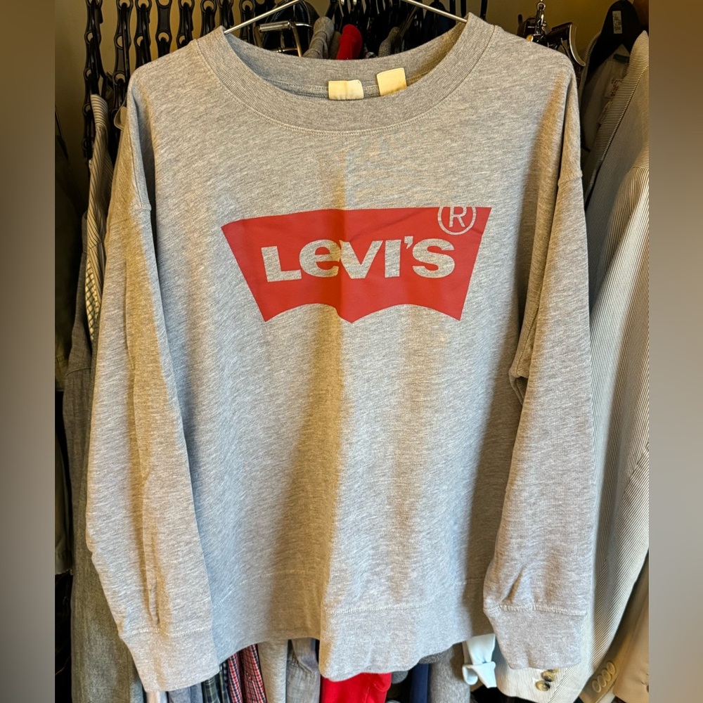Gently worn, pre-washed Levi’s sweater; XL Petite; Gray; Cotton-Polyester blend